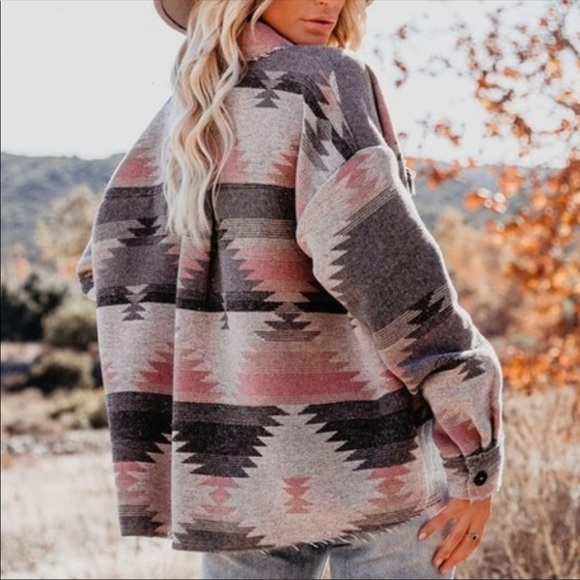 #97. CLOSEOUT SALE PRICE FIRM 🌸New! Aztec Yellowstone Distressed Flannel - Picture 3 of 4